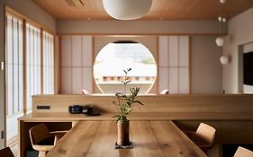 Ryokan Asukasou At The Entrancne Of Nara Park